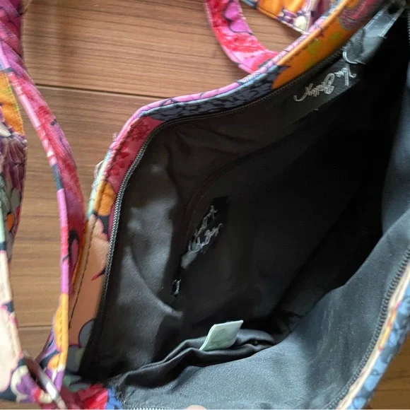 Vera Bradley Handbag Floral Design - Picture 6 of 7